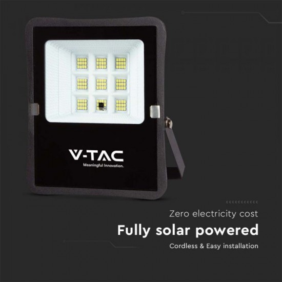 Proiector LED 6W corp negru cu panou solar 50W si telecomanda cu functii multiple IP65