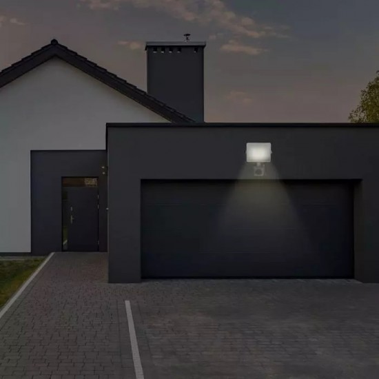 Proiector LED cu senzor 10W Cip SAMSUNG Corp Negru Alb