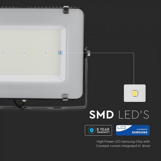 Proiector LED 200W Cip Samsung 120lm/W Corp Negru Alb Rece
