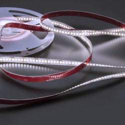Banda LED de exterior XRIBO 18W/m 192 LED-uri 24Vdc lumina rece IP66 rola 5ml