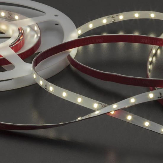 Banda LED de exterior XRIBO 6W/m 64 LED-uri 24Vdc lumina neutra IP66 rola 5ml