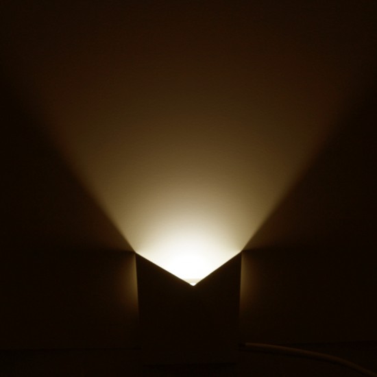 Aplica LED 5W Corp Negru Alb Cald