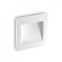 Spot LED WIRE 4W incastrat in perete patrat corp alb lumina calda IP65